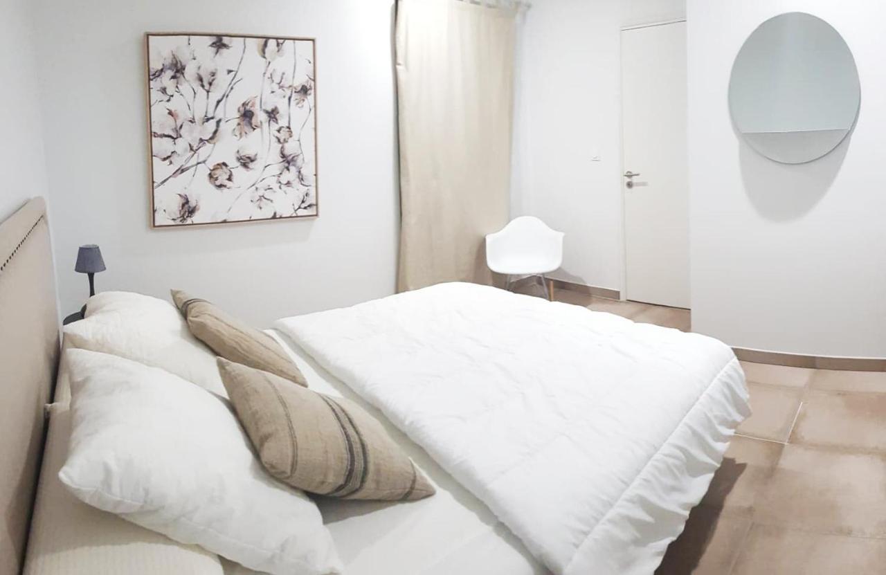 Ferienwohnung Le Nid Discret Avec Balcon Et Parking Prive Gratuit Sarlat Exterior foto